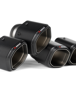 Embouts carbone hexagonaux (jeu) AKRAPOVIC – BMW M5 (G90) 4.4 V8 Bi-Turbo PHEV 727 ch – TP-CT/79