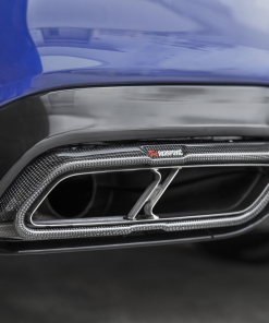 Embouts carbone brillant (paire) AKRAPOVIC – Mercedes E / E Coupé / All Terrain (W213) 63 AMG 4.0 Bi-Turbo / 63 AMG S 4.0 Bi Turbo – TP-CT/46/G – Image 3