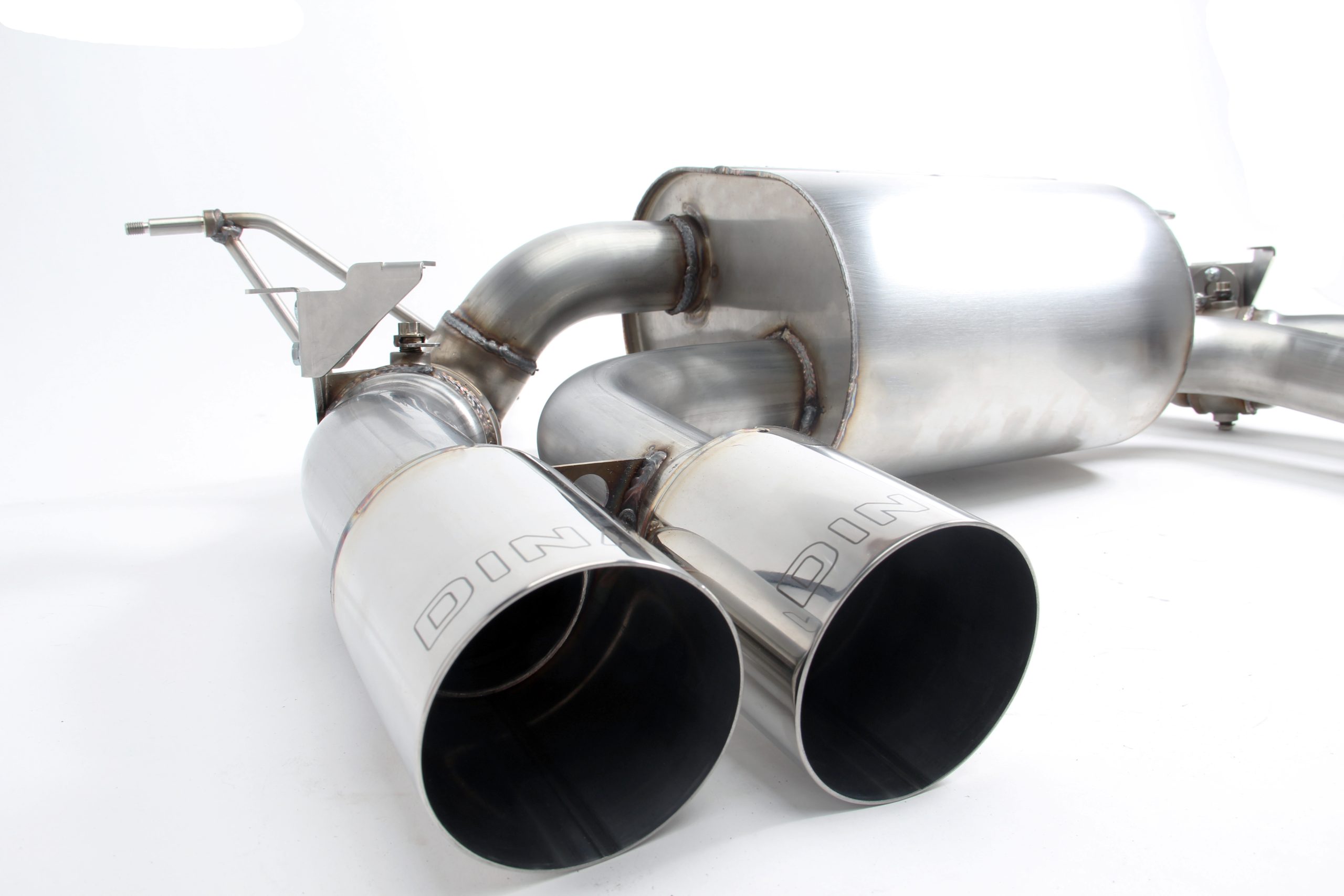 Échappement axle-back Free Flow à valves DINAN – BMW M3 / M4 / Série 4 – D660-0050 – Image 3