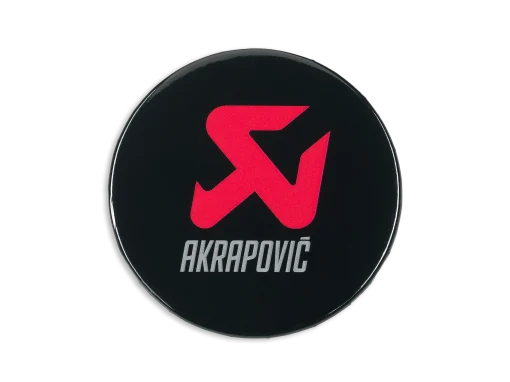 Badge AKRAPOVIČ noir et rouge AKRAPOVIC – 800623