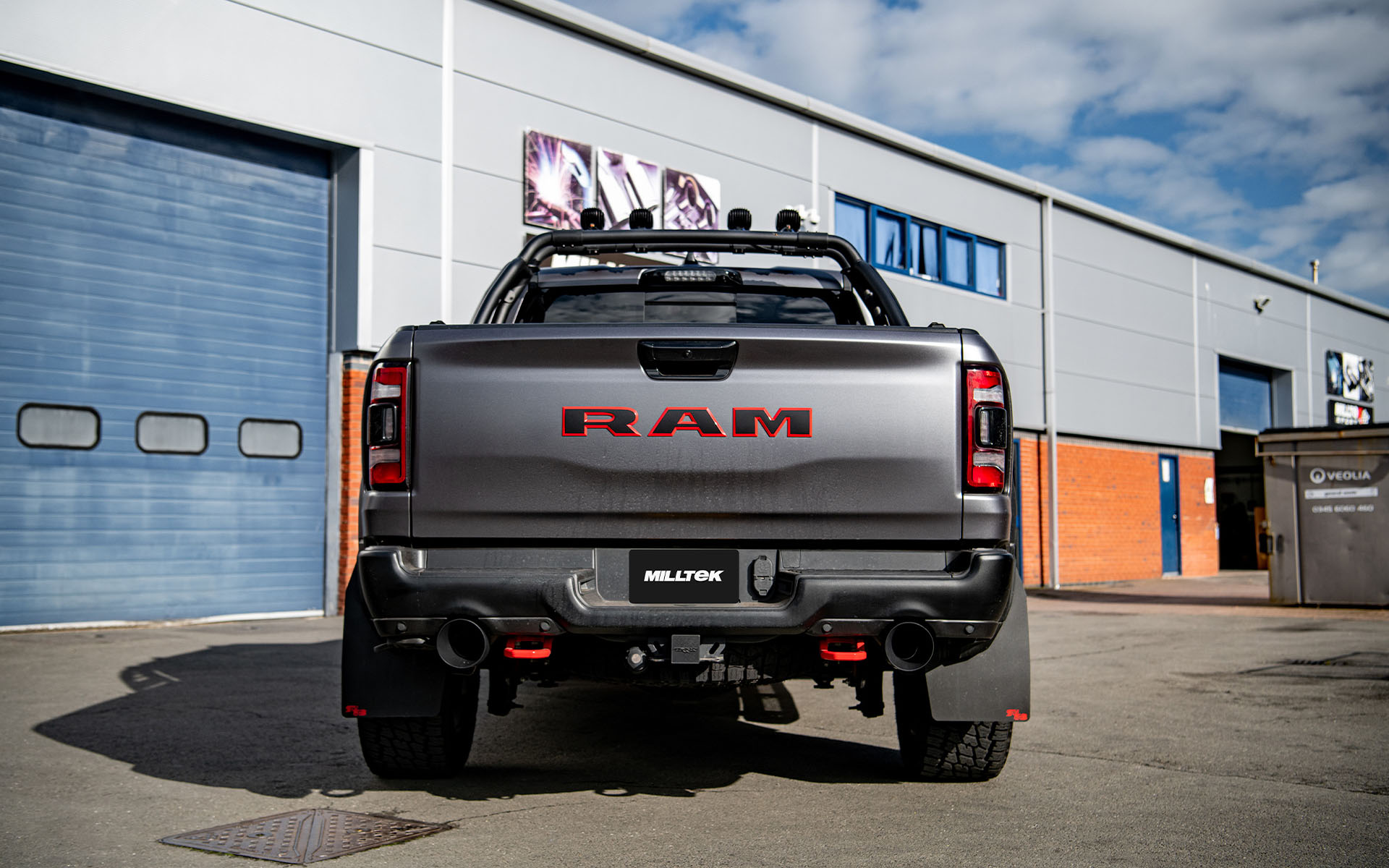 Embouts noirs Cerakote MILLTEK – Dodge Ram (MK5) 6.2 V8 TRX 712 ch – SSXRAM101