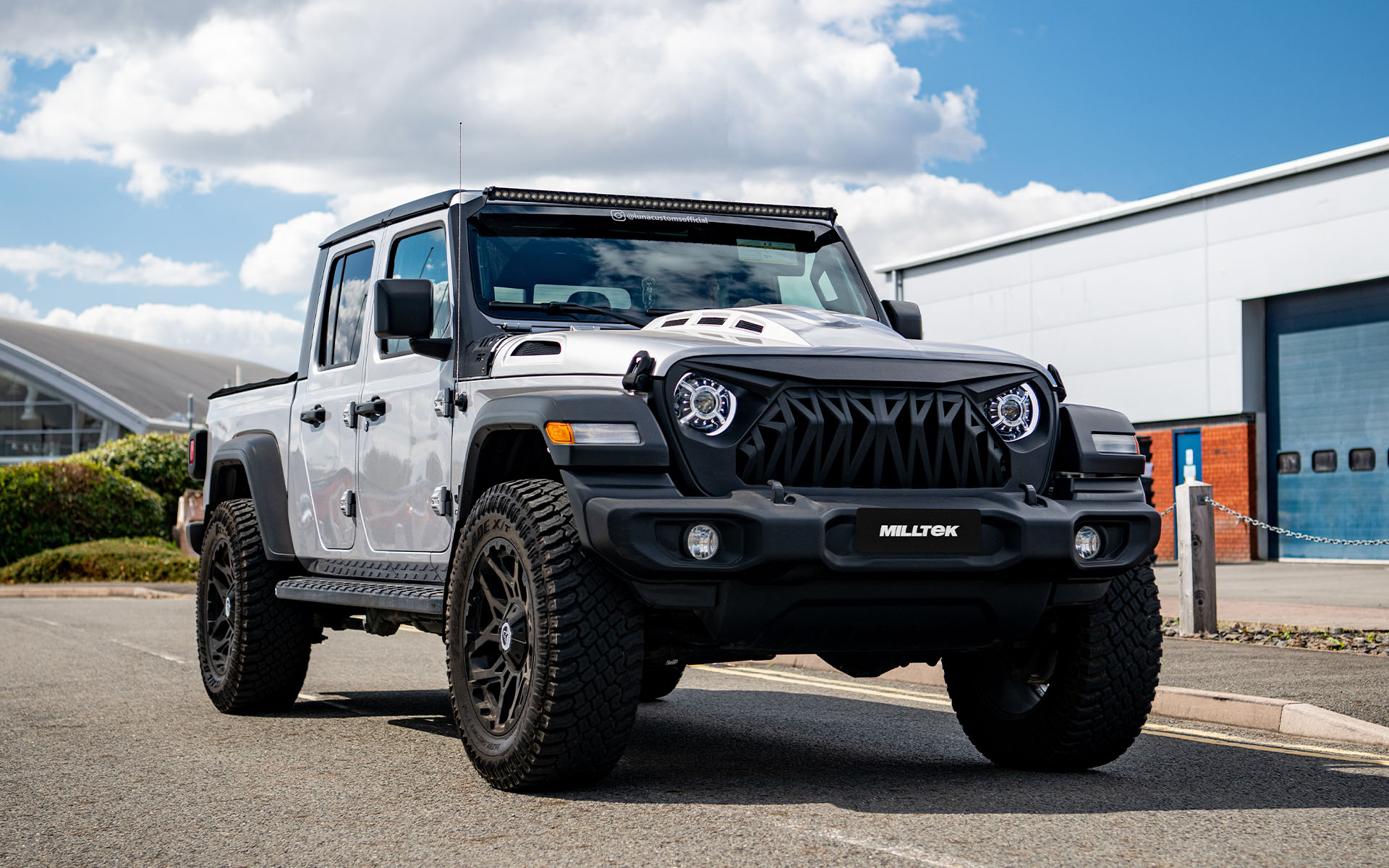Ligne cat-back MILLTEK – Jeep Gladiator 3.6 V6 284 ch – Image 2